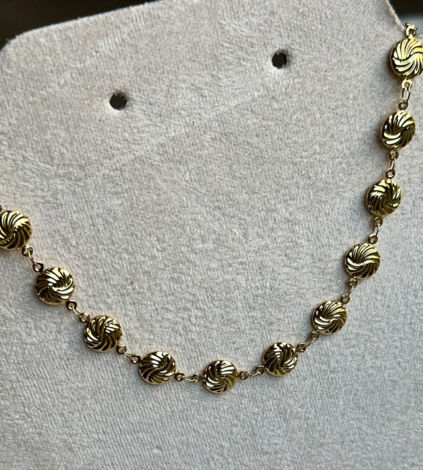 Acacia Necklace