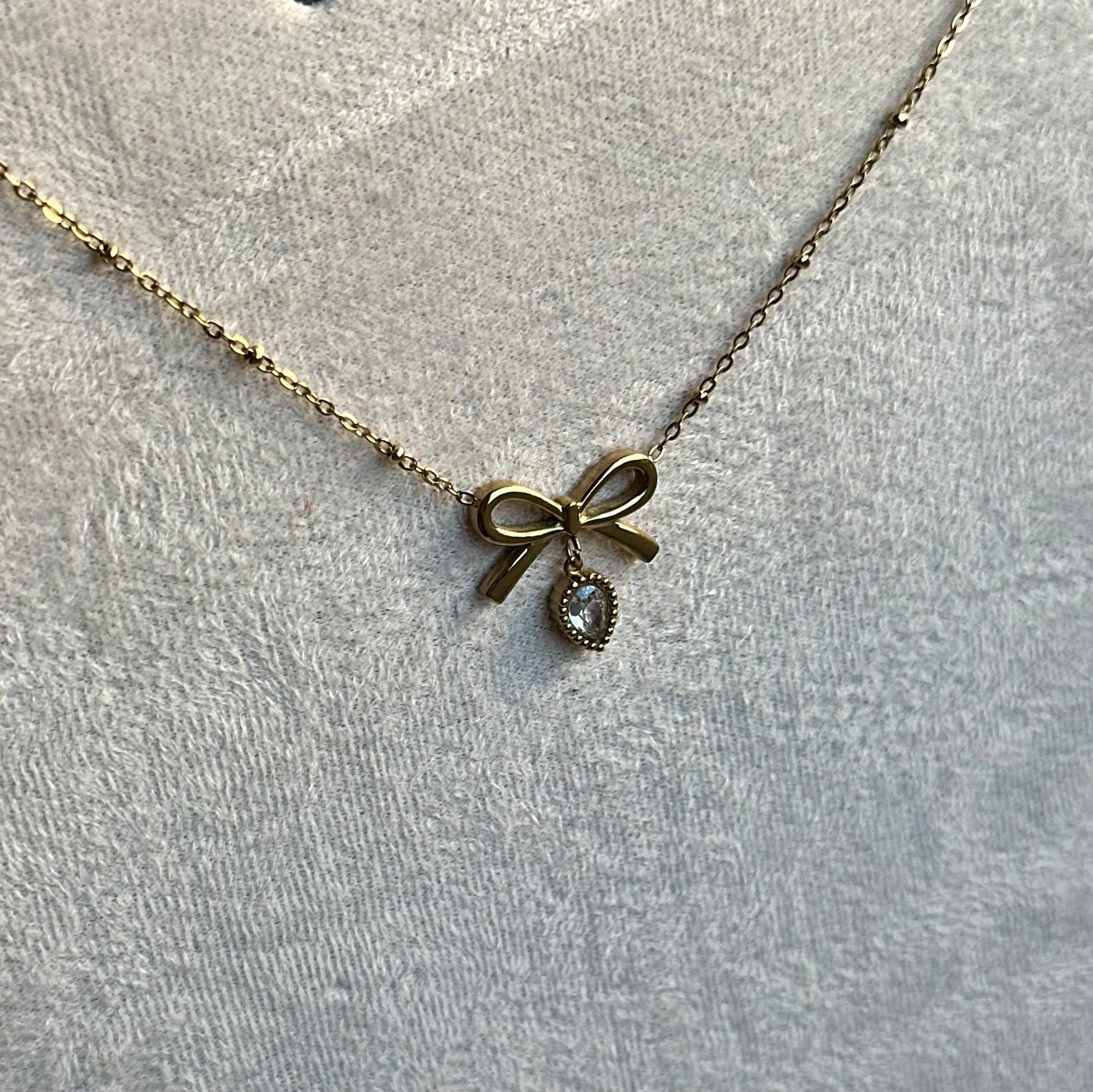 Honey Necklace