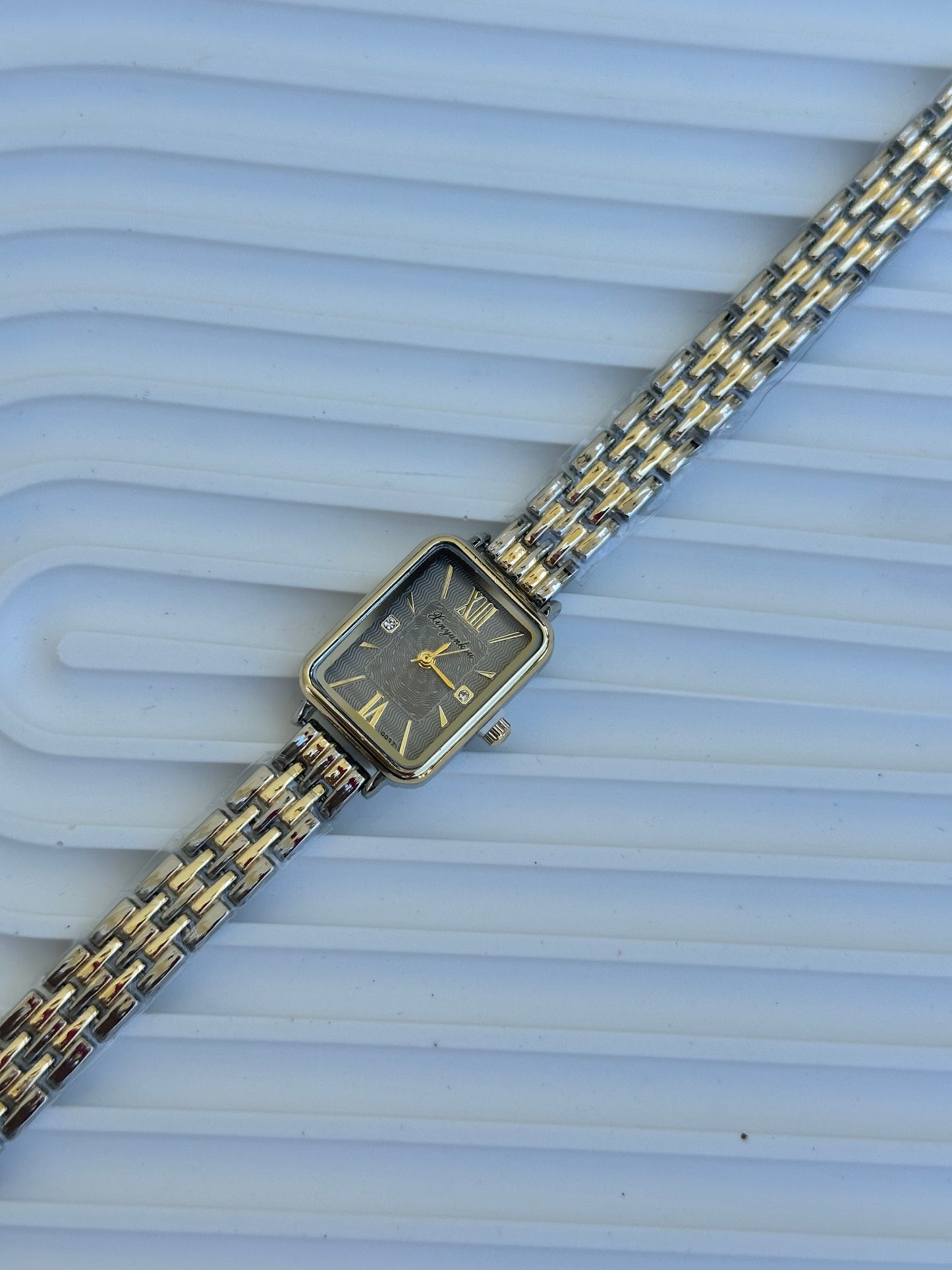 Kiona Watch