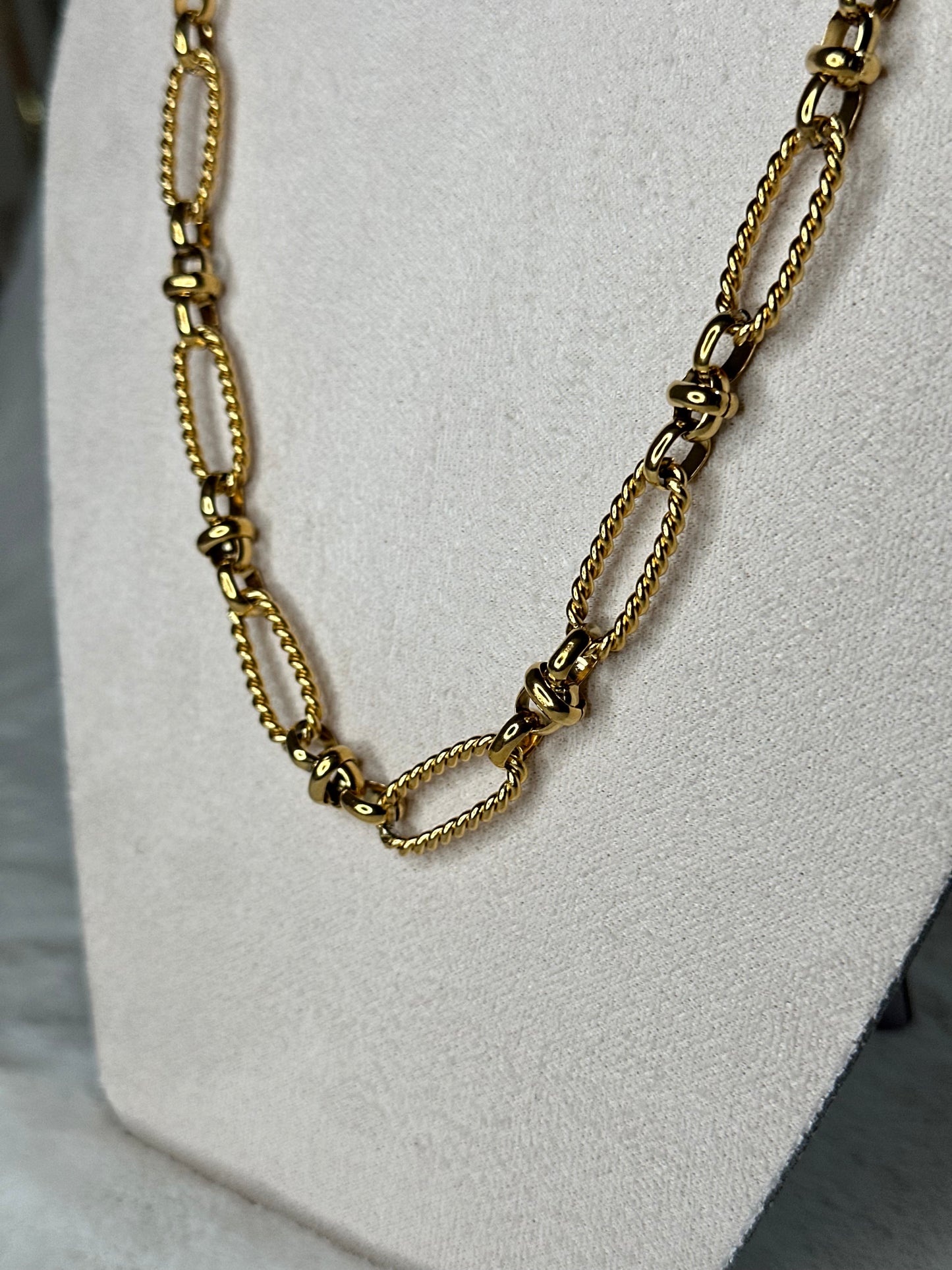 Sereia Necklace