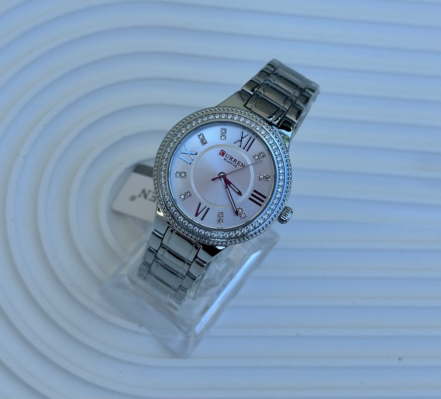 Avalie Watch