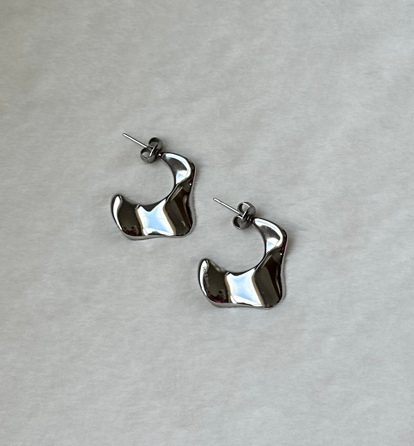 Clove Earrings