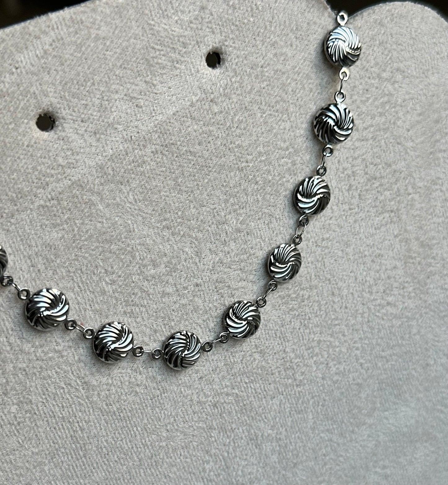 Acacia Necklace