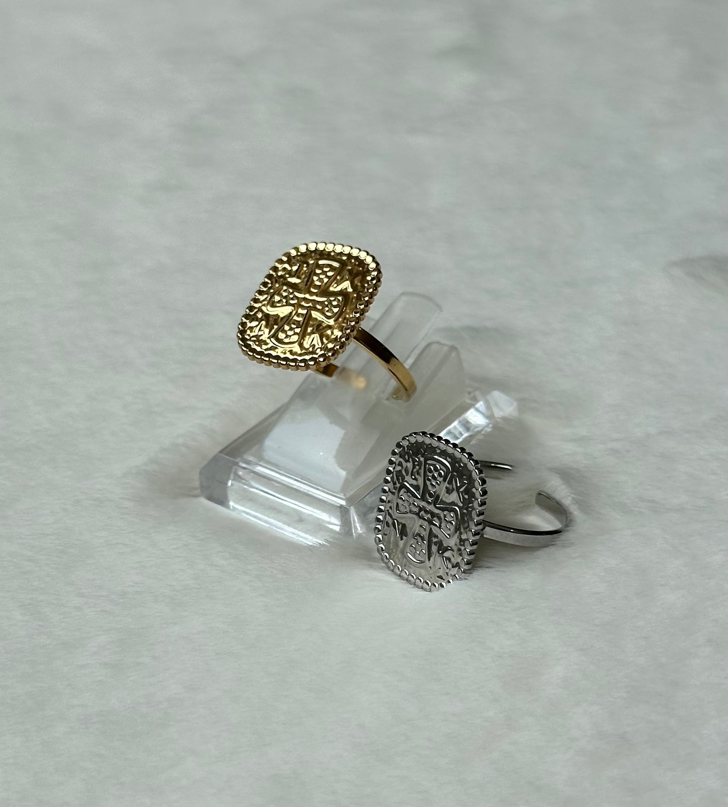 IC.XC. Ring