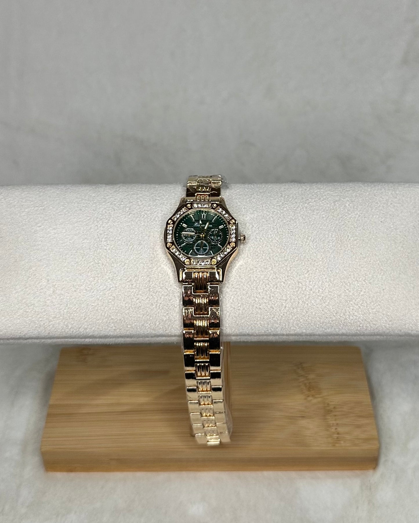 Dean Watch