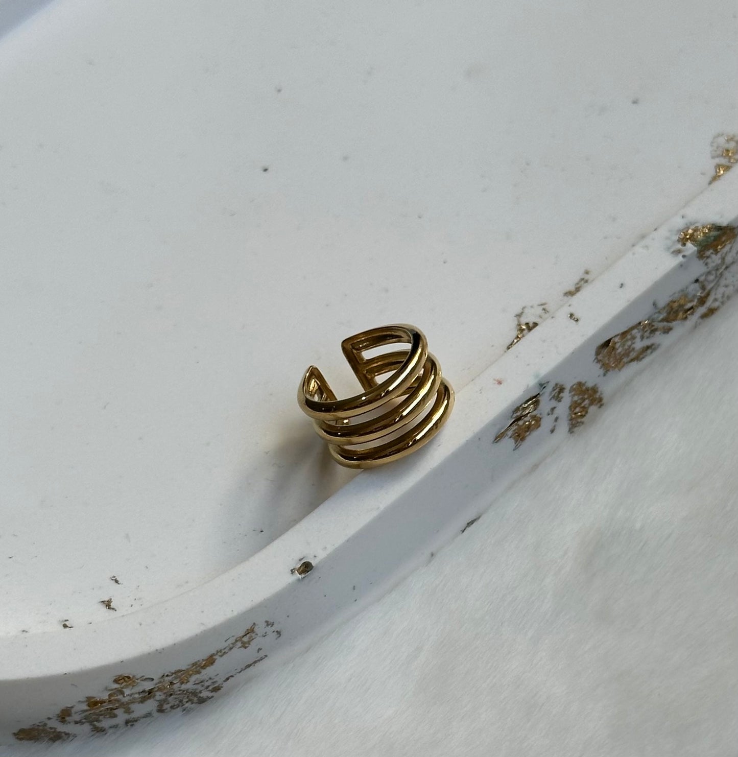 Tove Ear Cuff