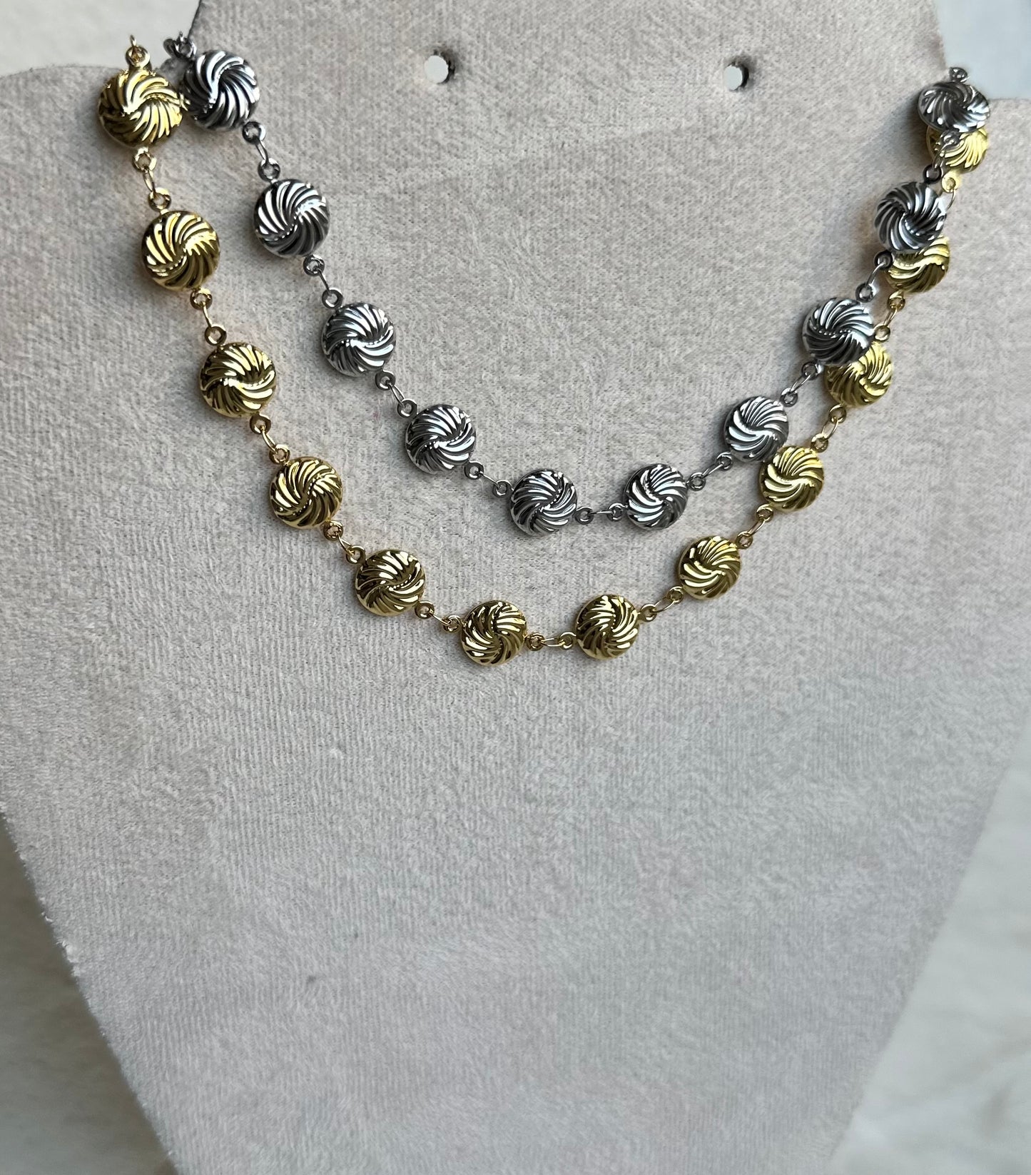 Acacia Necklace