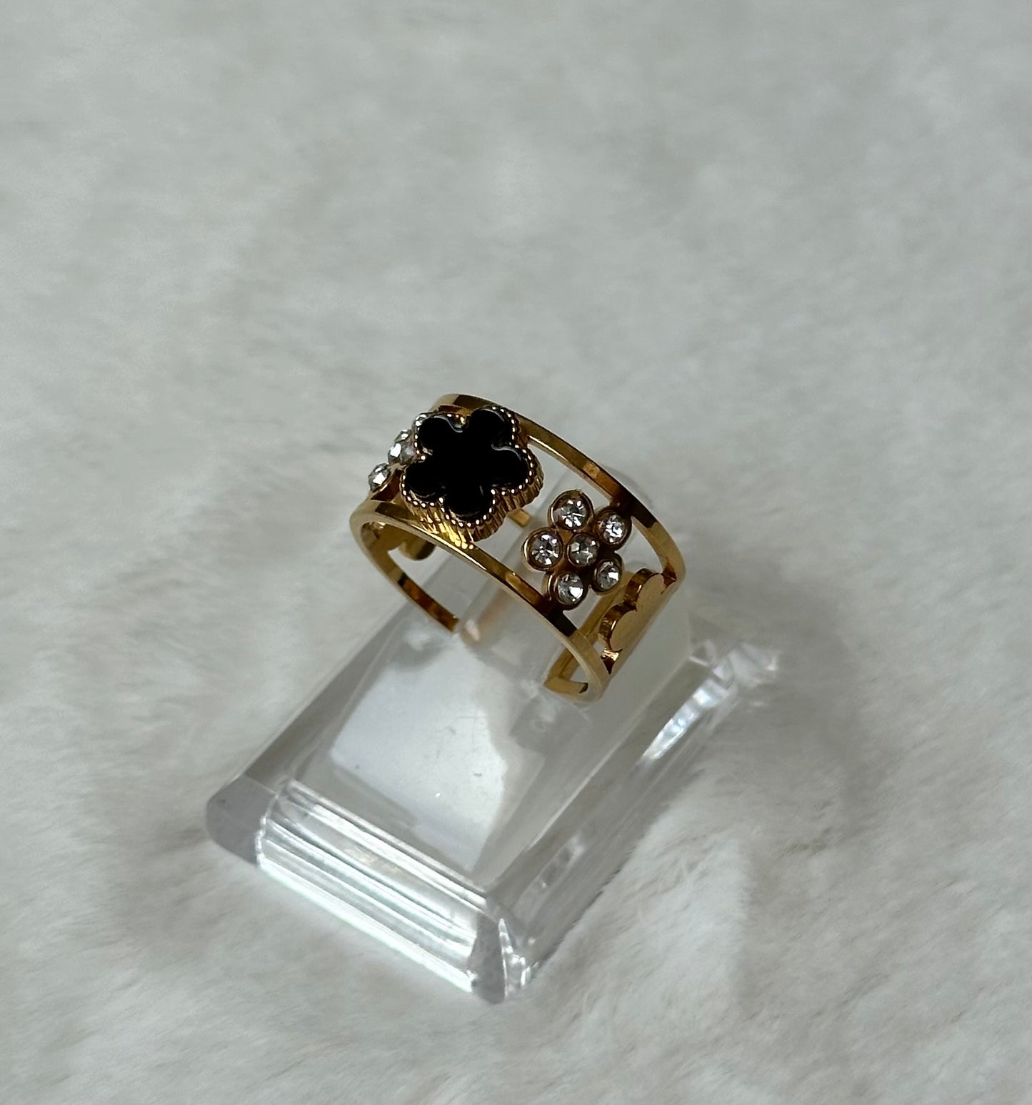 Isadora Ring