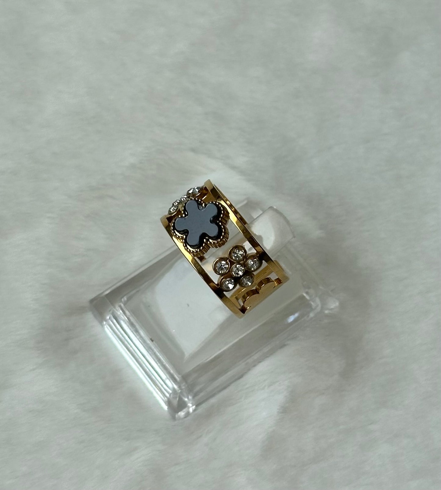 Isadora Ring