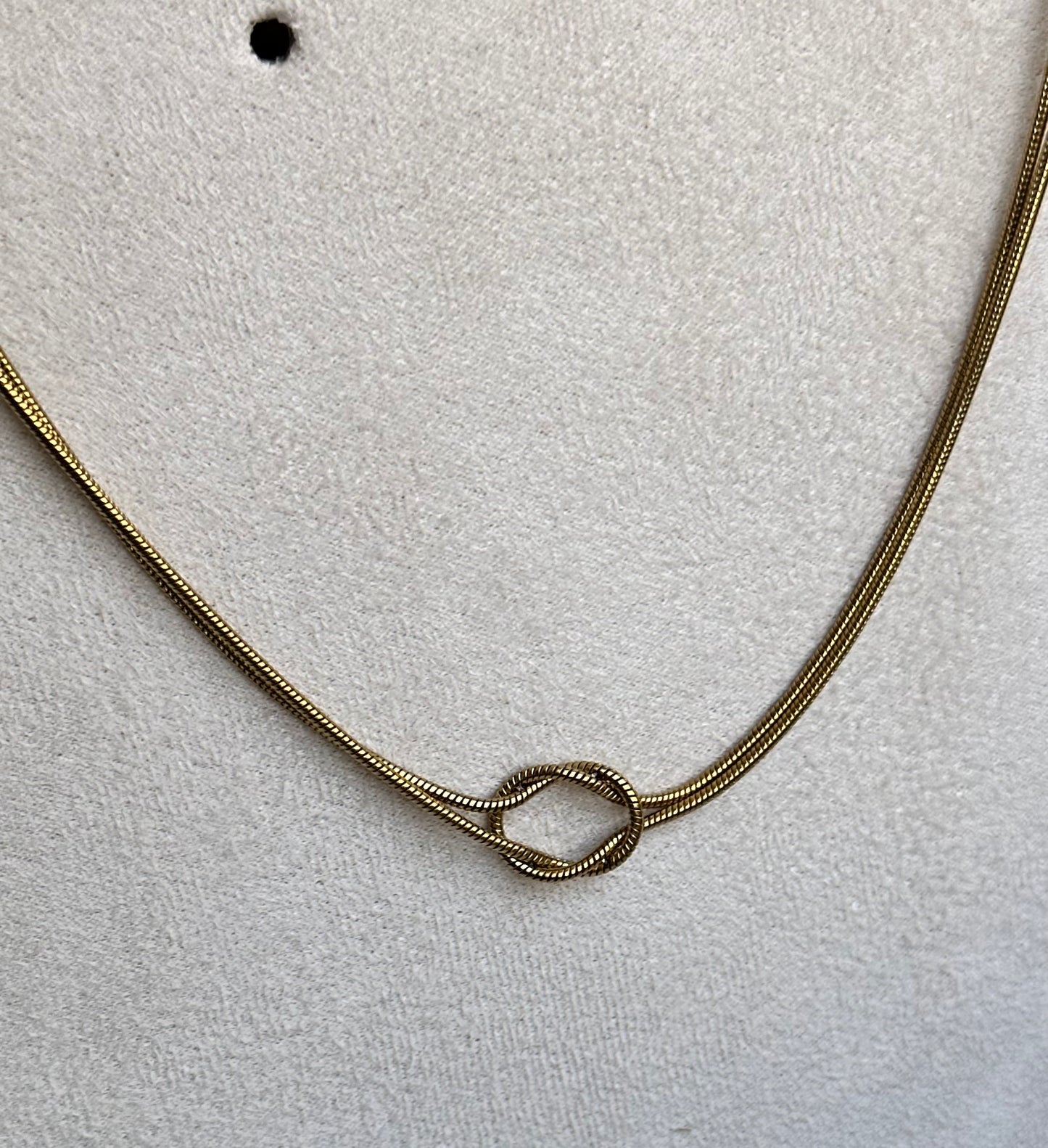 Luxley Necklace