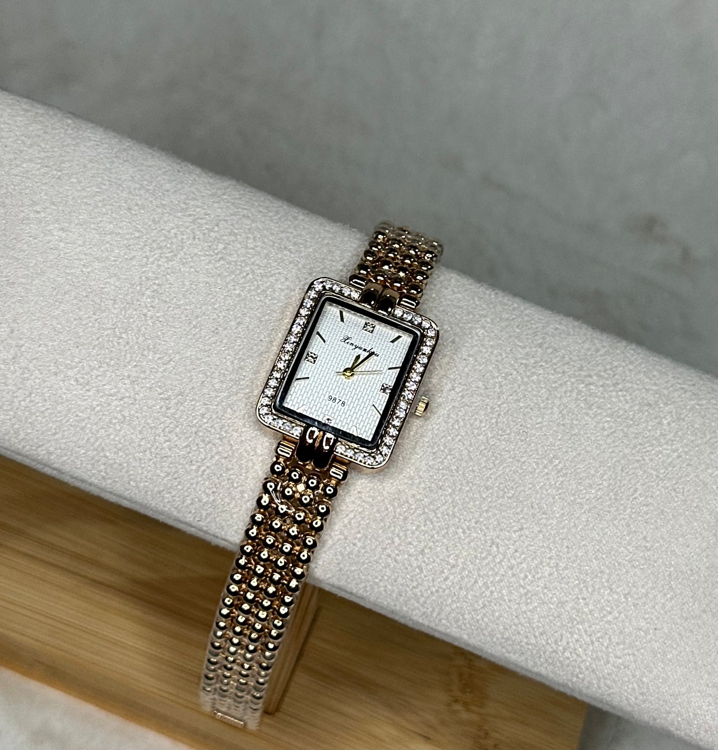 Hustle Watch