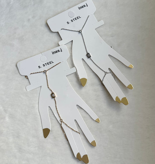 Ariana Hand Chain