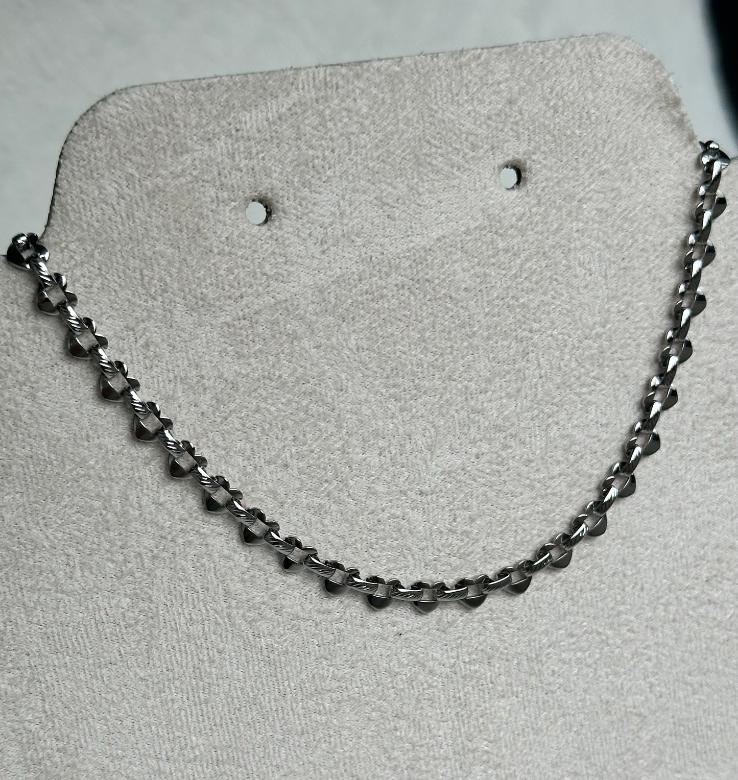 Wren Necklace