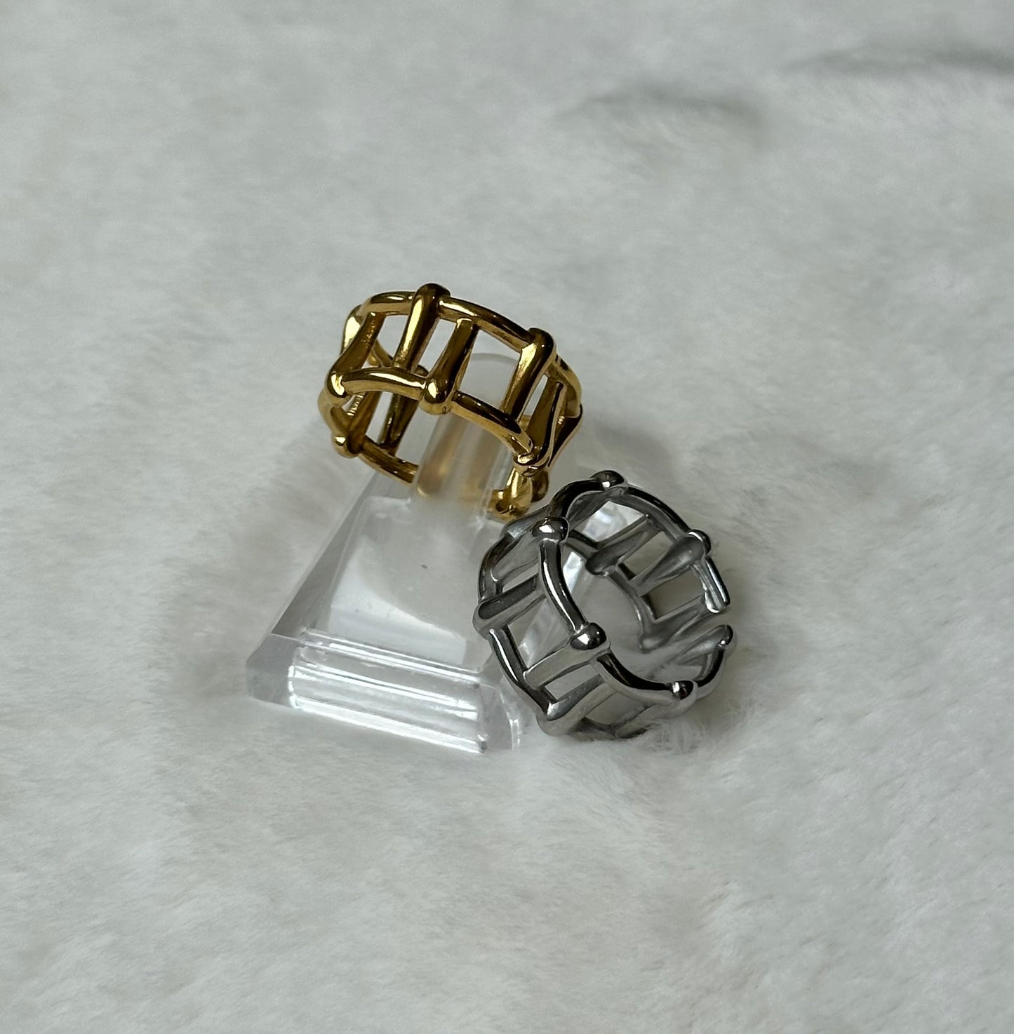 Felicia Ring