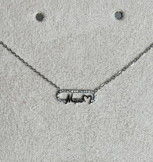 'Μαμά' Necklace