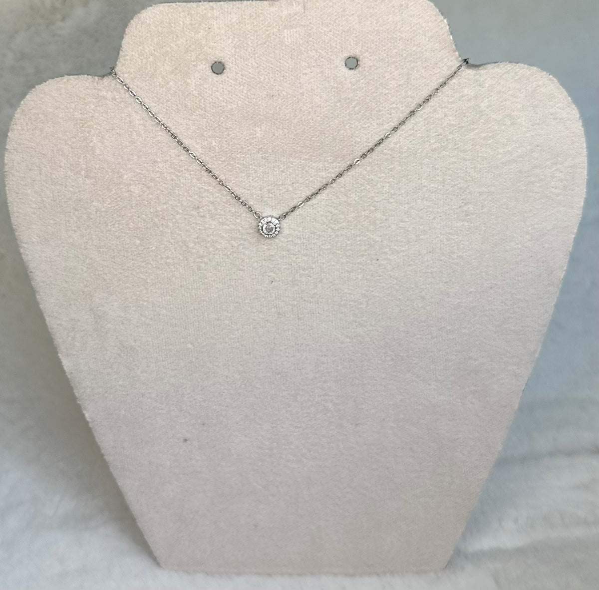 Thea Necklace