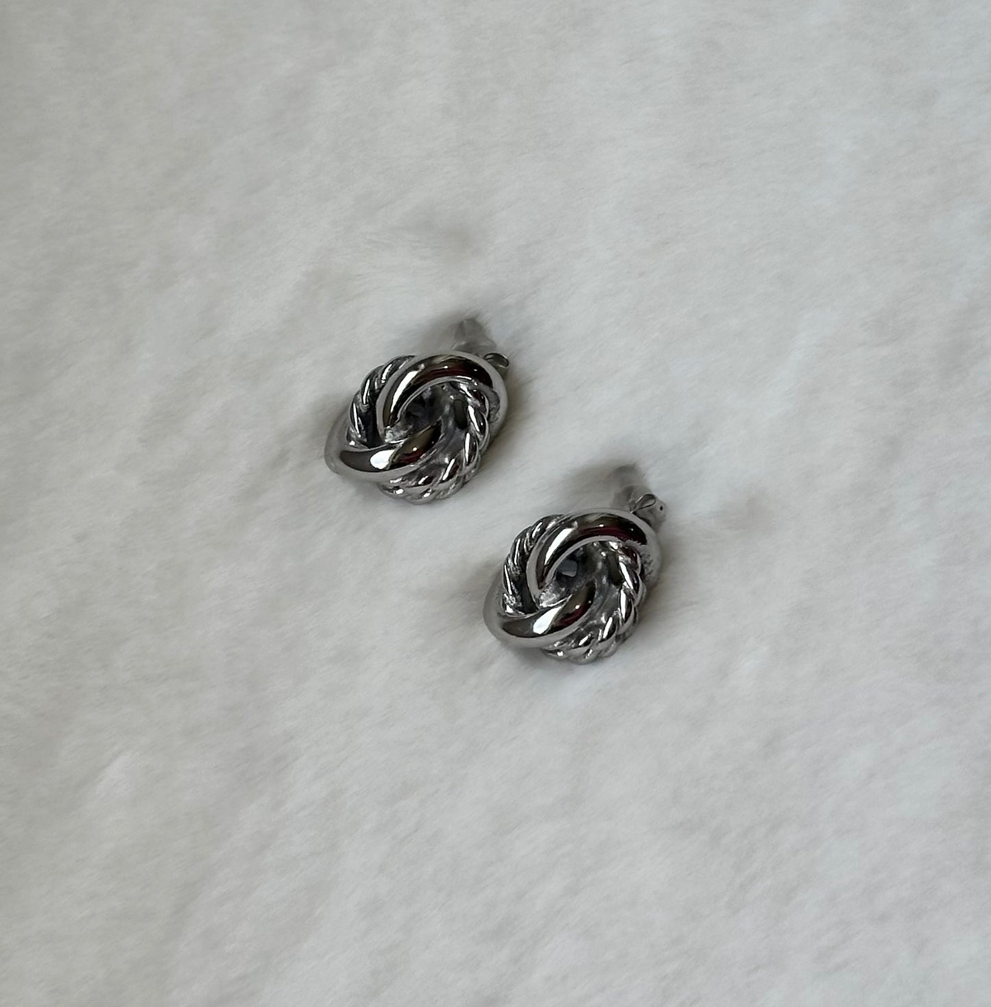 Raya Earrings