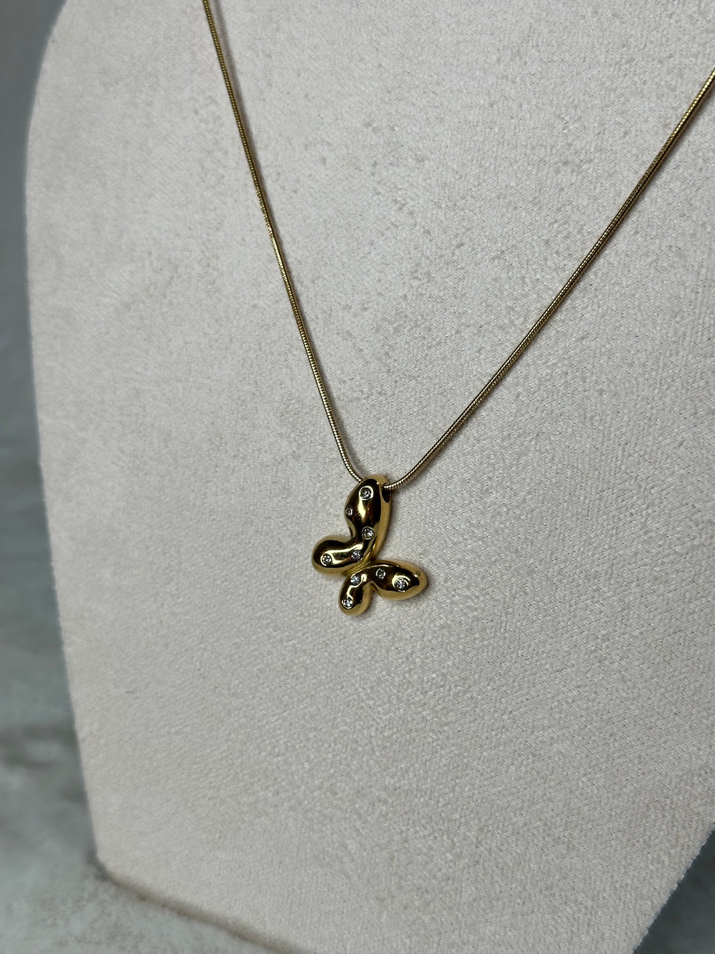 Evania Necklace