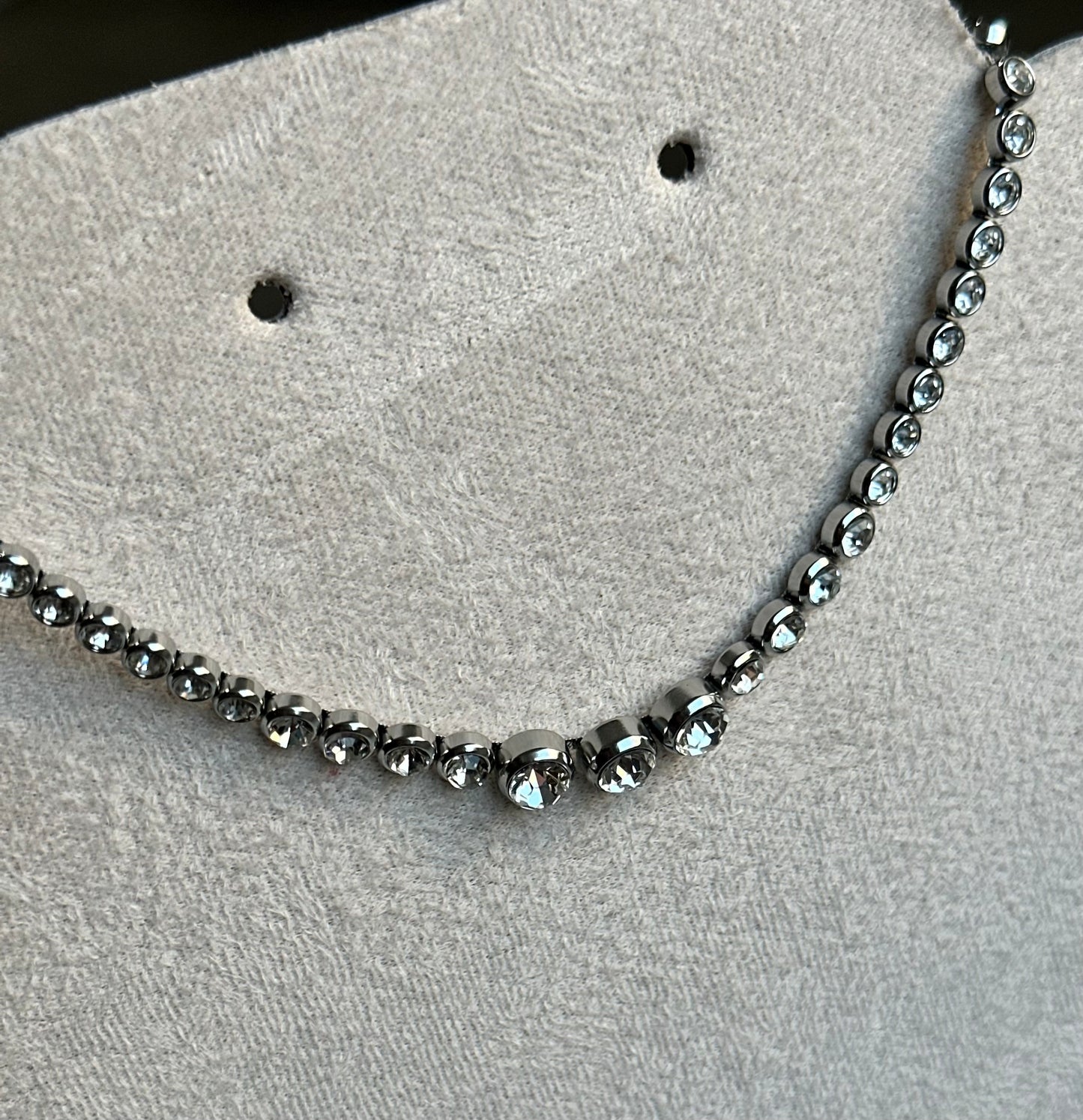 Daffodil Necklace