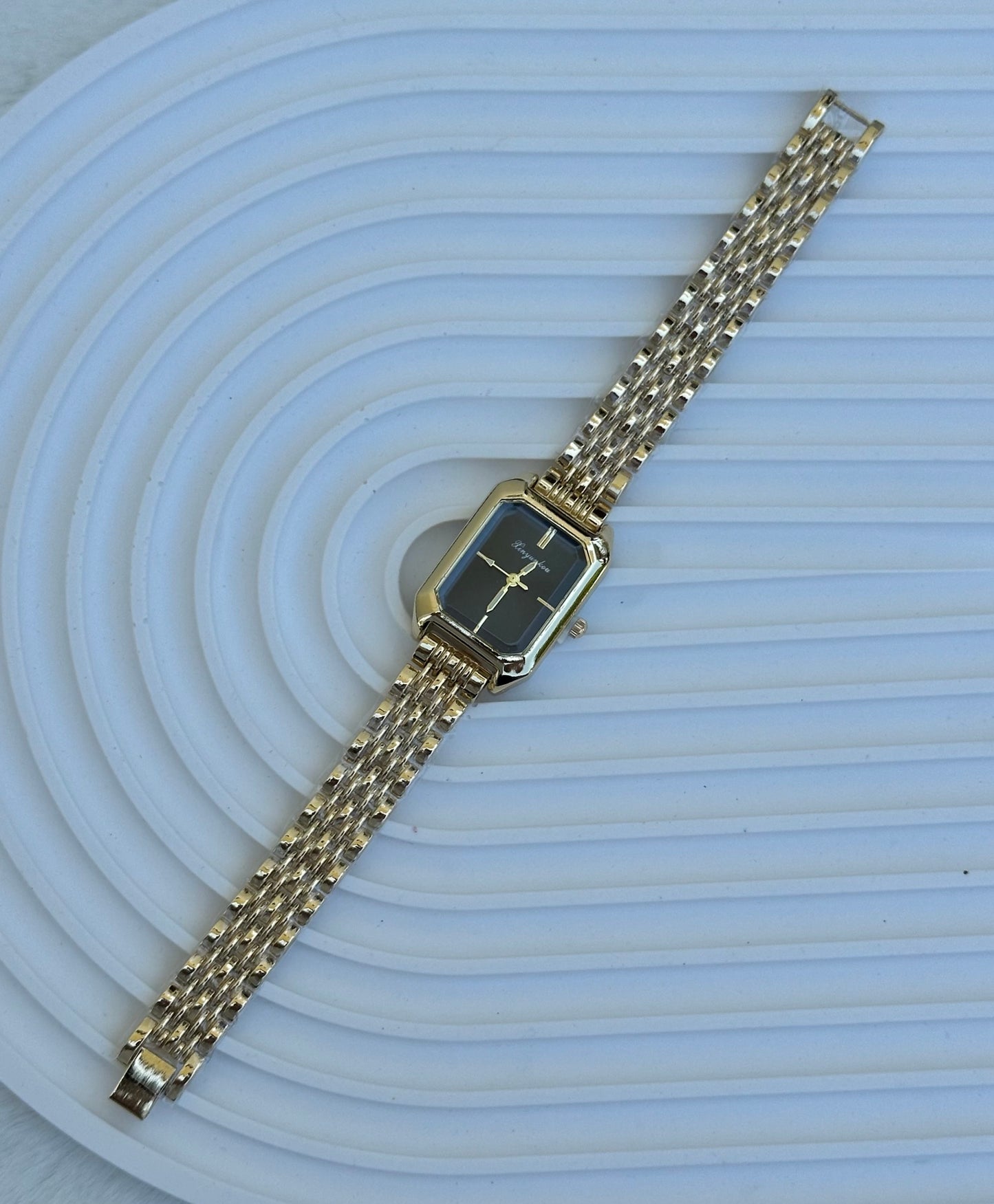 Sonia Watch