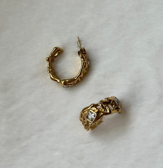 Yeseva Earrings