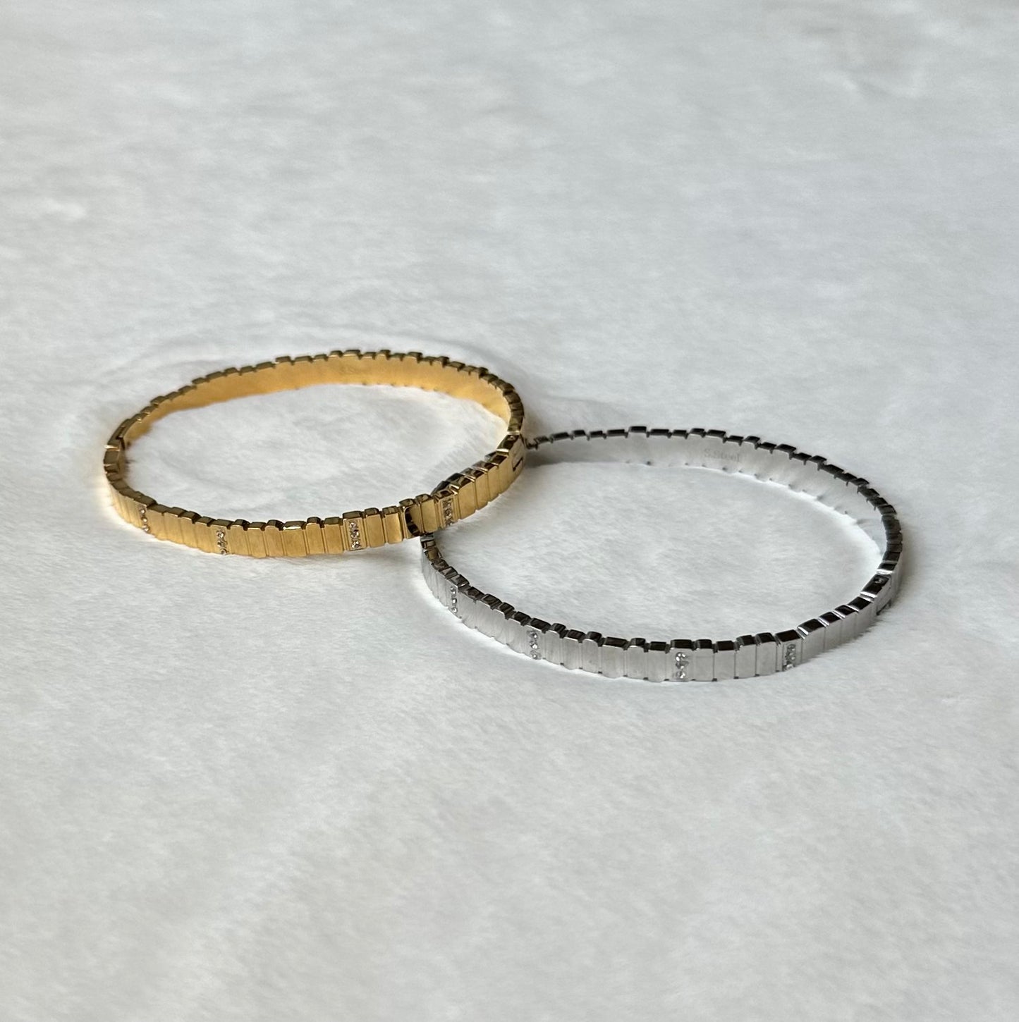 Alva Bracelet