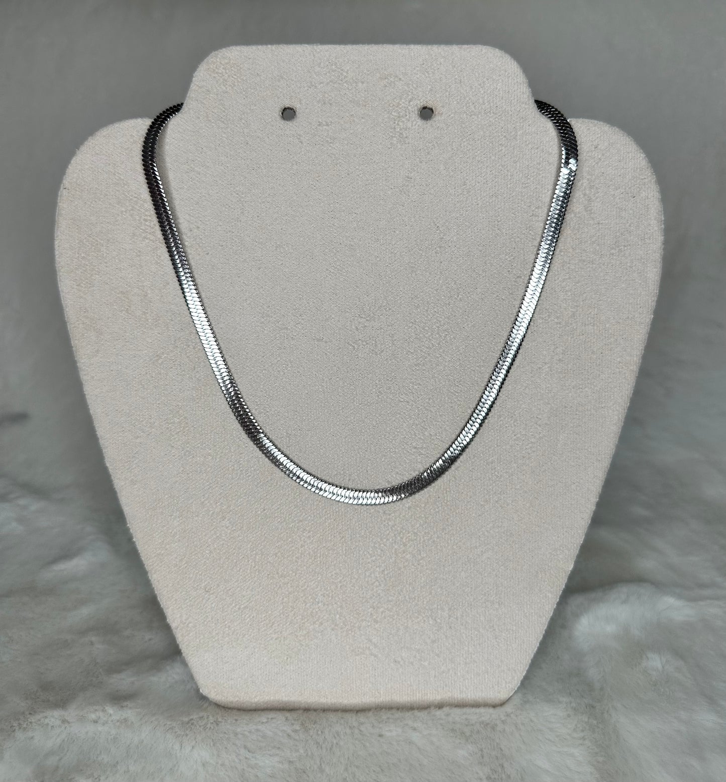 Cova Necklace